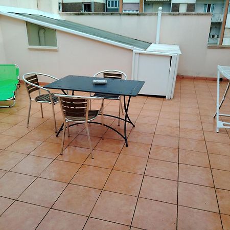 Mansarda Con Terrazzo Privato Leilighet Barletta Eksteriør bilde